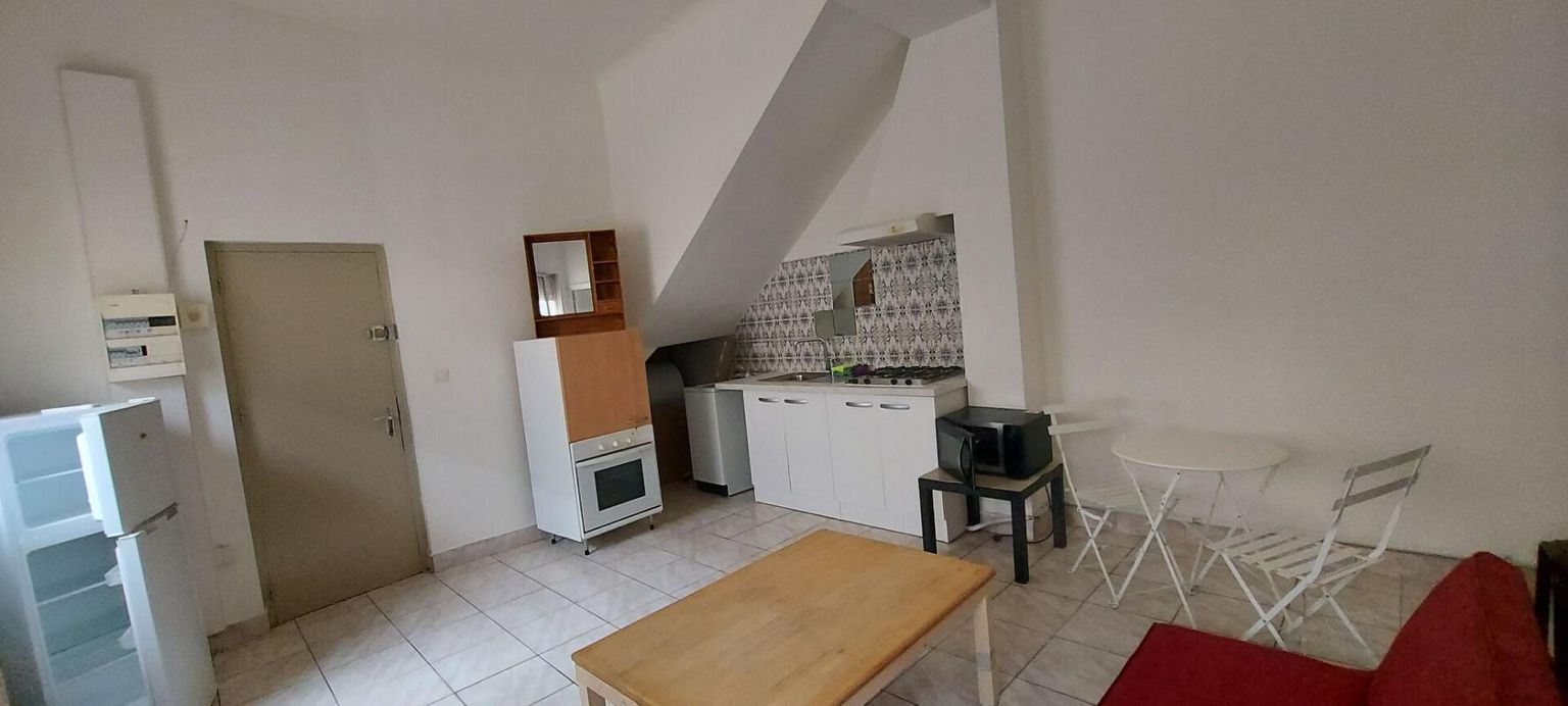 NIMES 30. GARD. NIMES. Appartement T2 quartier St Baudile 2