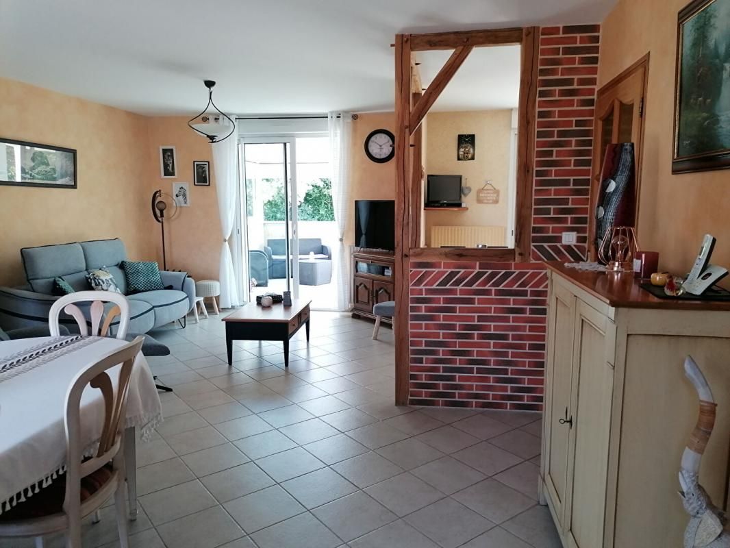 THOUARCE Maison avec 5 chambres sur terrain clos à Valanjou - 385131 3