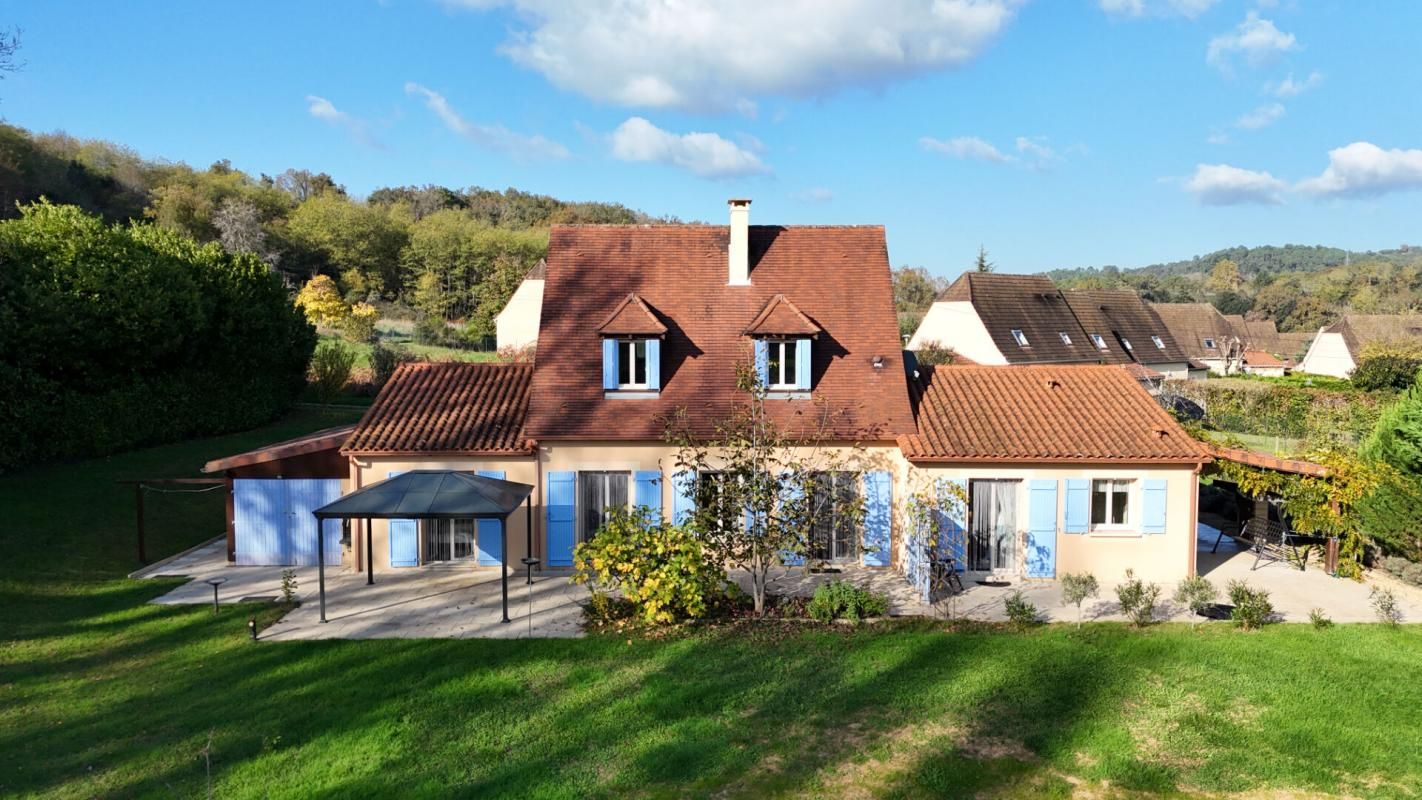 Maison contemporaine à Sarlat-la-Canéda