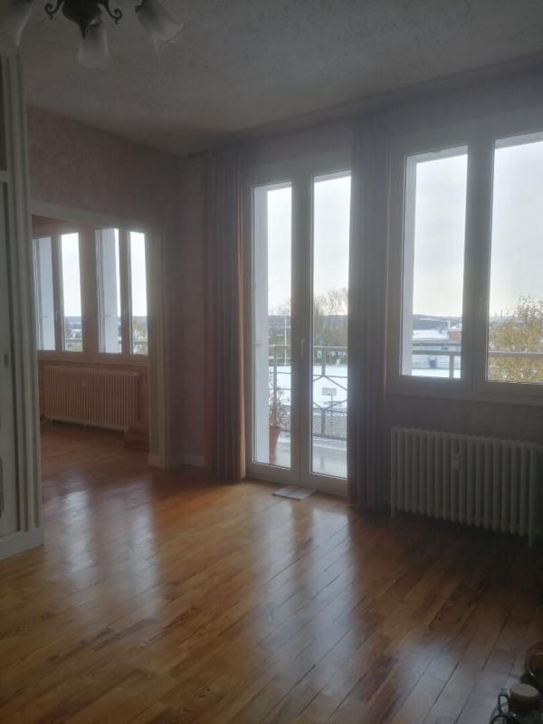 Appartement Port Jerome Sur Seine, belle vue plein sud, lumineux