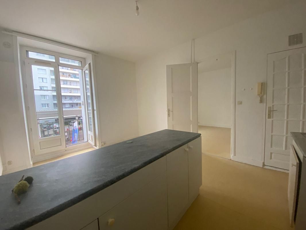 NANTES Appartement Nantes 2 pièce(s) 33.20 m2 3