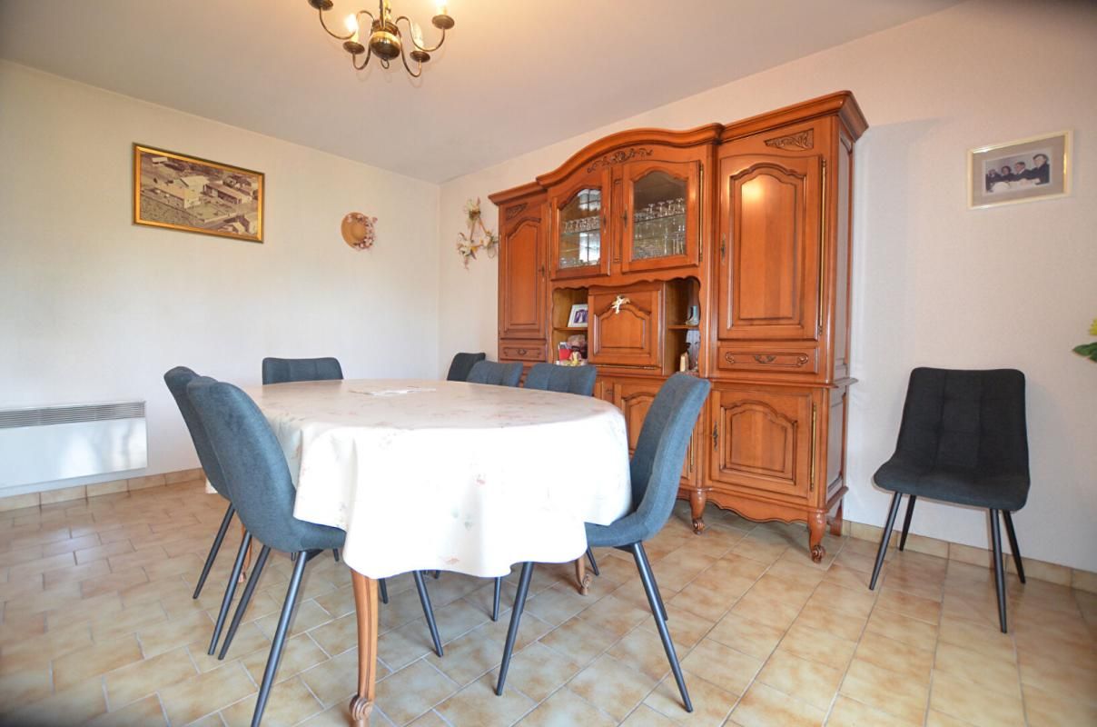 CLISSON Clisson, plain-pied 95 m², 3 chambres, garage, jardin 3