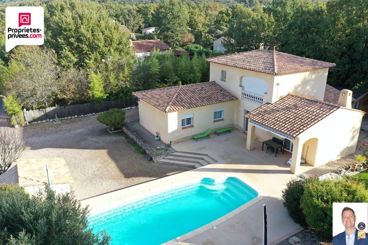 SAINT-CEZAIRE-SUR-SIAGNE Villa  5 pièces 4 chambres avec pîscine et garage sur terrain de 1500 m2 2