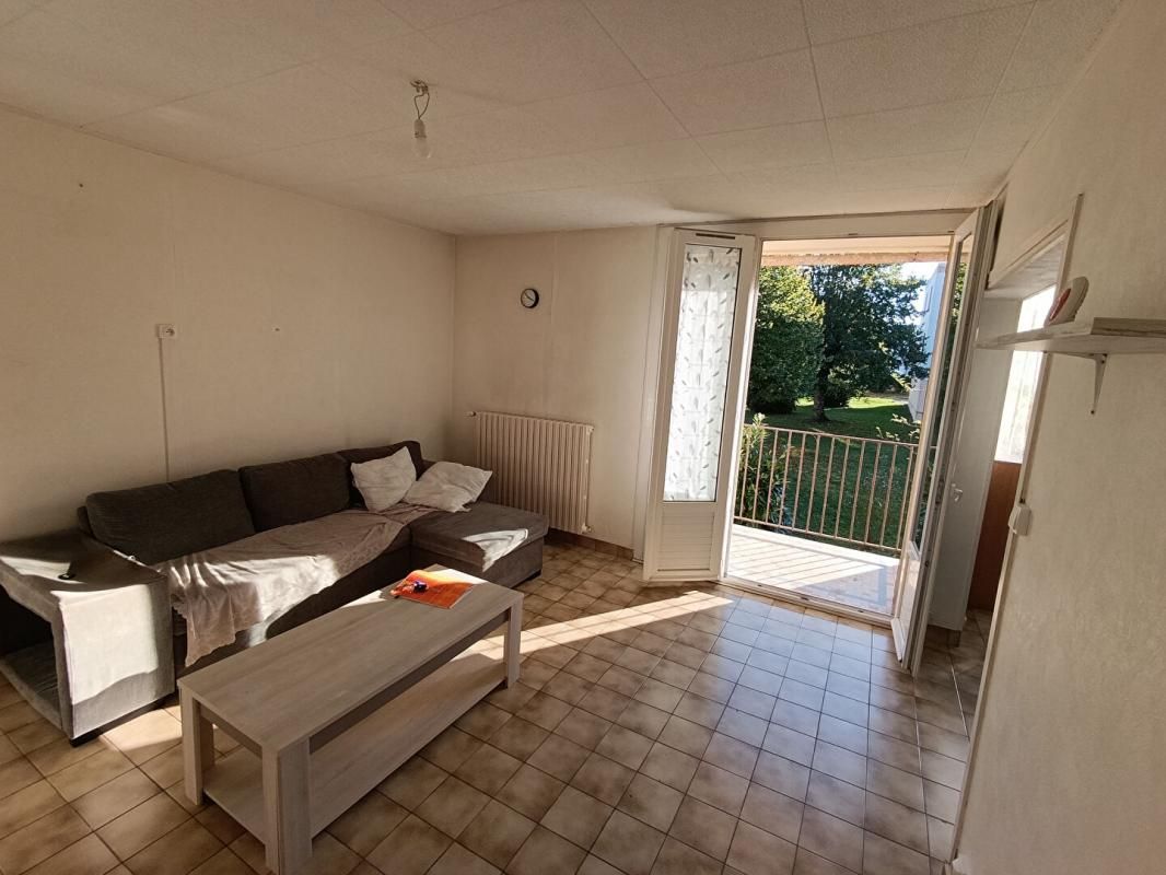 NEVERS NEVERS CENTRE - APPARTEMENT 60 M2, 2 CHAMBRES 3