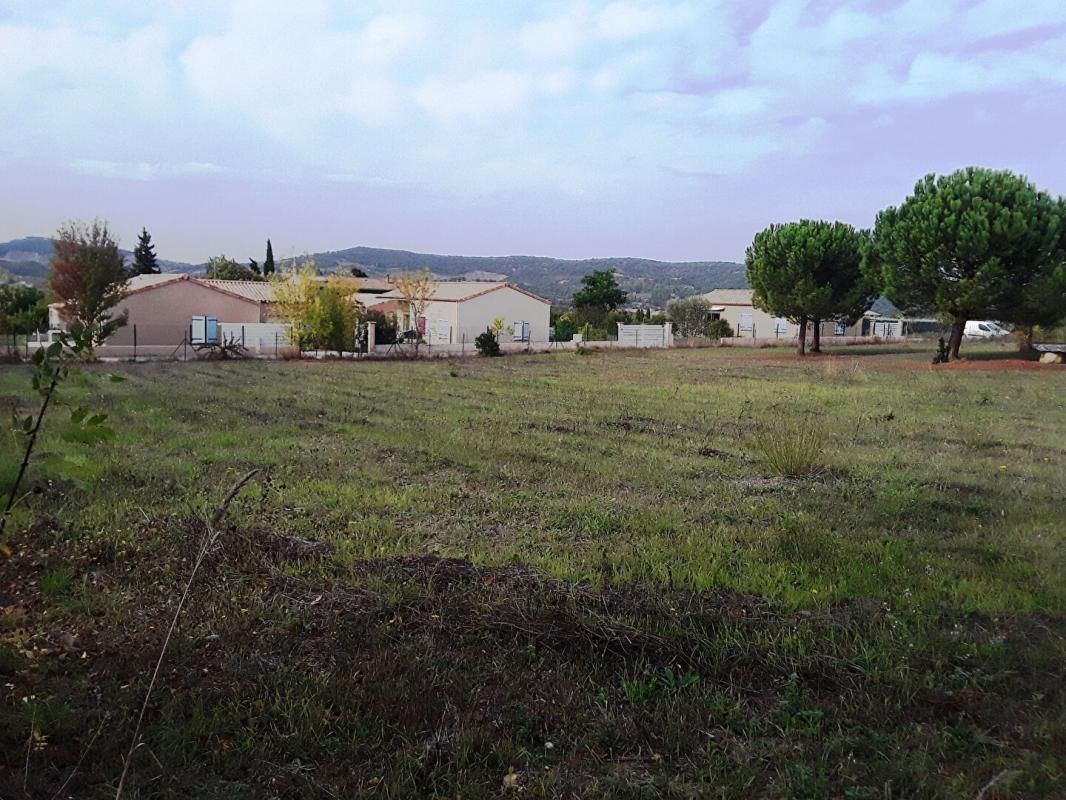 LIMOUX Terrain constructible 549m² plat hors lotissement 4