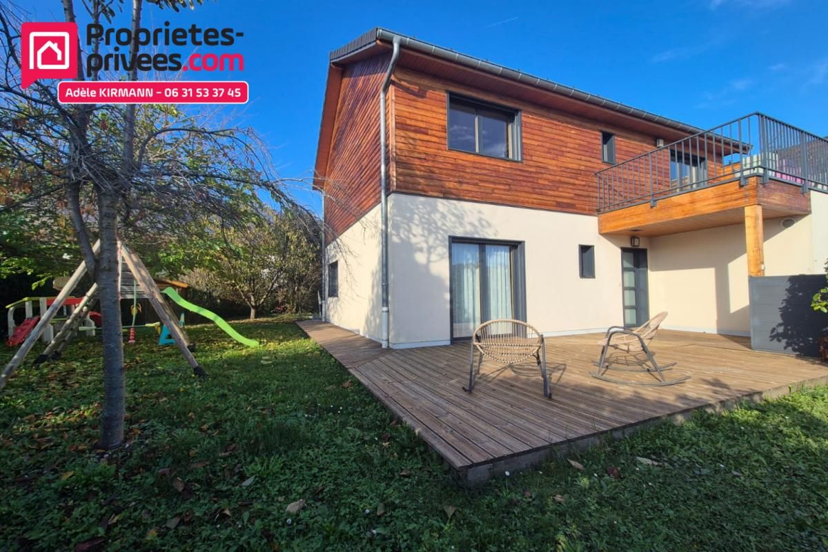 Maison 5 pièces de 135 m² avec jardin au coeur de Péron 01630 - 649'000