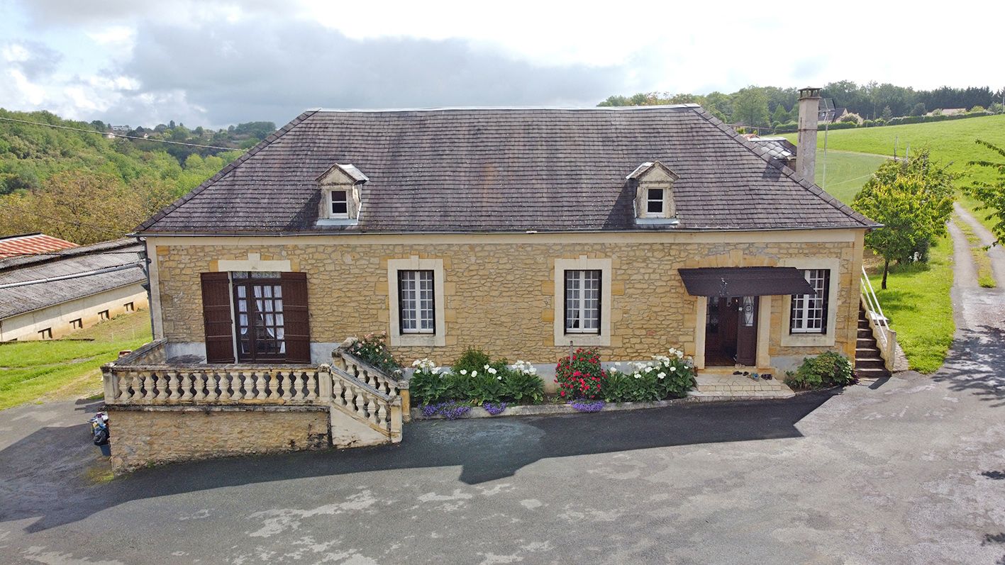 SALIGNAC-EYVIGUES Ferme Salignac Eyvigues 121 m2 3