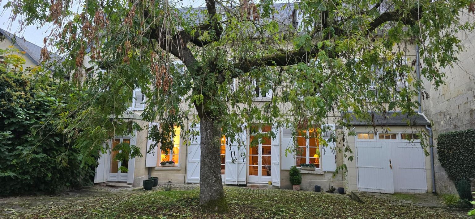 Sous compromis -  Maison d'exception en plein coeur de Soissons ? Bien rare et exclusif !