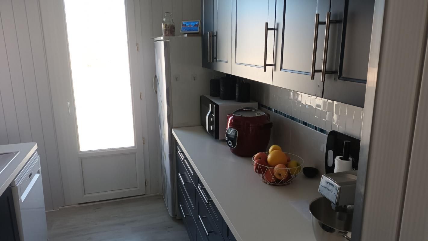 NOYON APPARTEMENT T4 Vendu LOUE 3