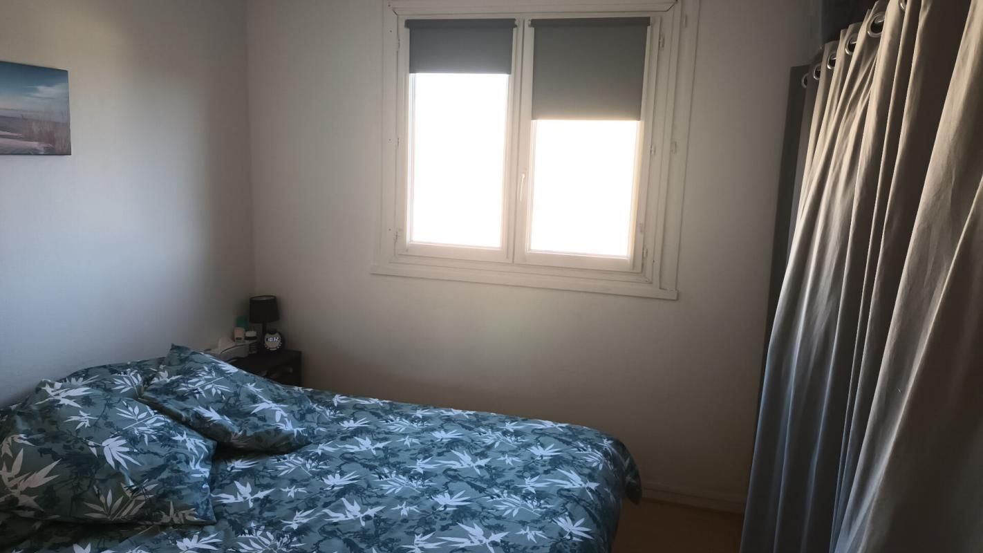 NOYON APPARTEMENT T4 Vendu LOUE 4