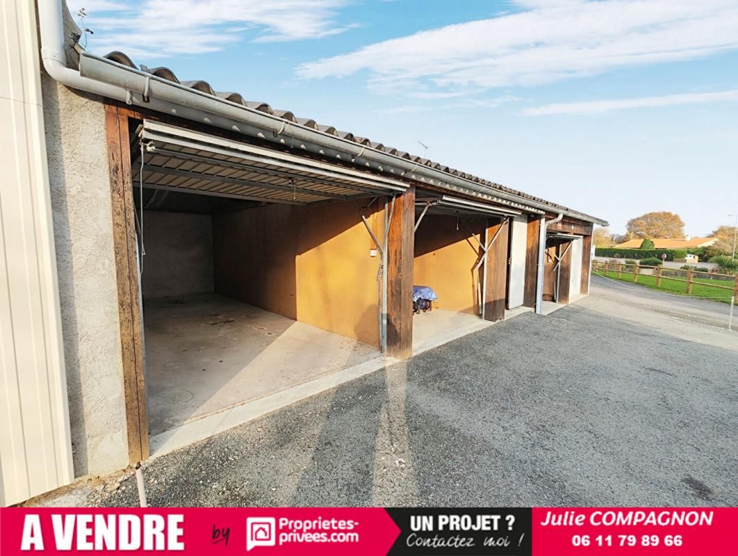 BEAUPREAU EN MAUGES Terrain 432 m² avec grand HANGAR - 4 garages et 1 local technique 4