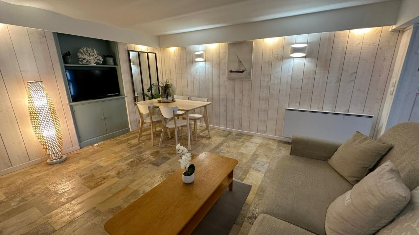 CABOURG Appartement Meublé à Cabourg en rez-de-jardin 2