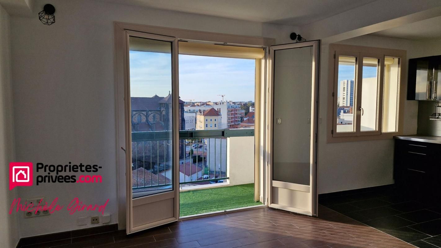 ROANNE  -  APPARTEMENT   T3   DERNIER  ETAGE