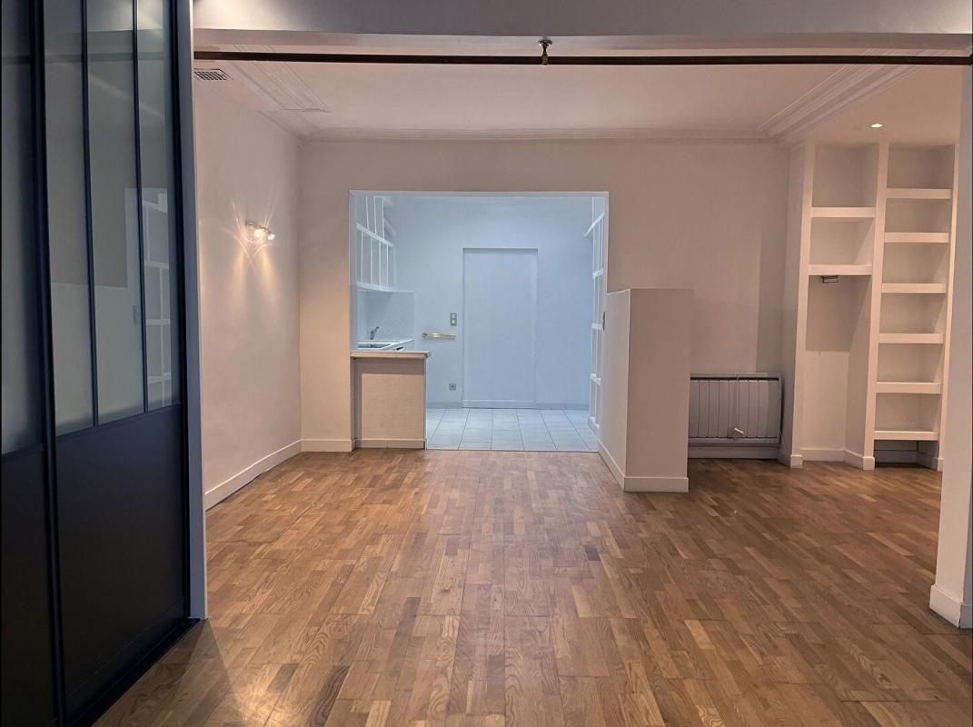 COURBEVOIE Loft immense à Courbevoie 16 pièce(s) 465 m2 - Proche Neuilly 1