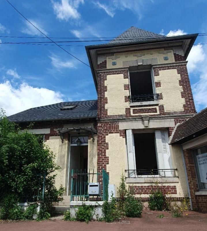 MAISON DE VILLE A RENOVER