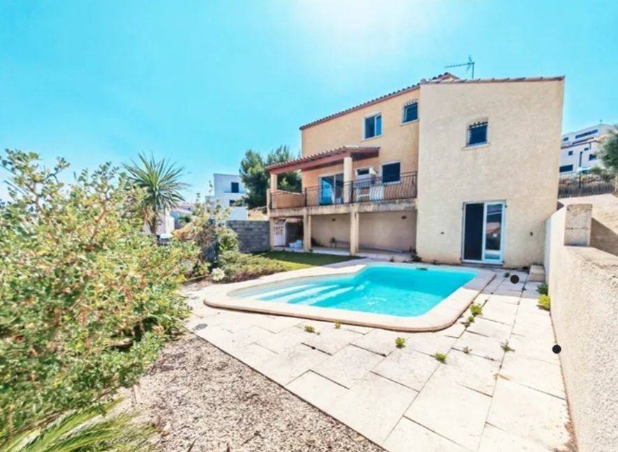 Villa T5 119 m2 avec piscine et garage à Narbonne