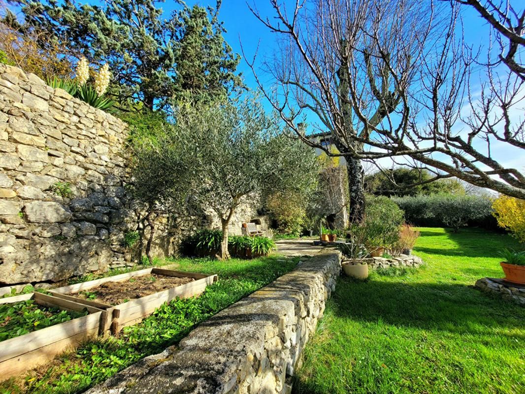 SAINT-ANDRE-DE-CRUZIERES Charmante propriété au charme d'autrefois 3