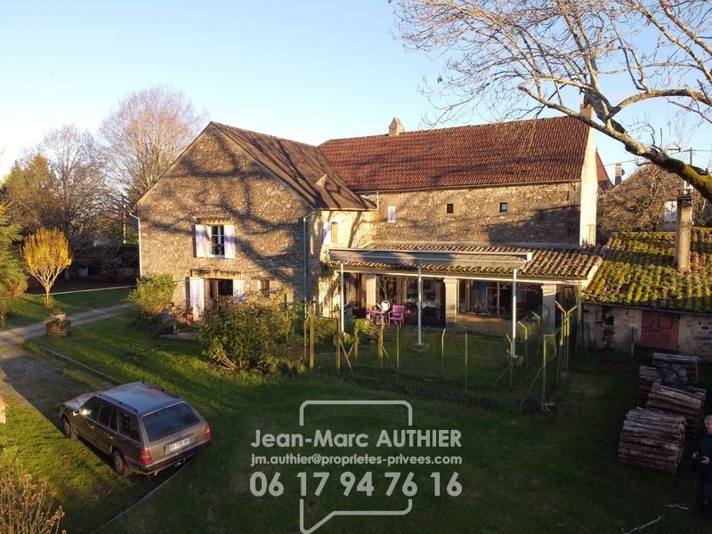 SAINT-CYPRIEN Maison  de campagne 9 pièces 293 m2 sur 4 ha de jardin 3