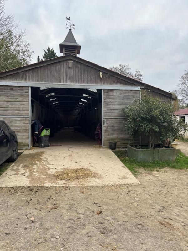 ESBLY Propriété equestre Esbly 18000m2 2