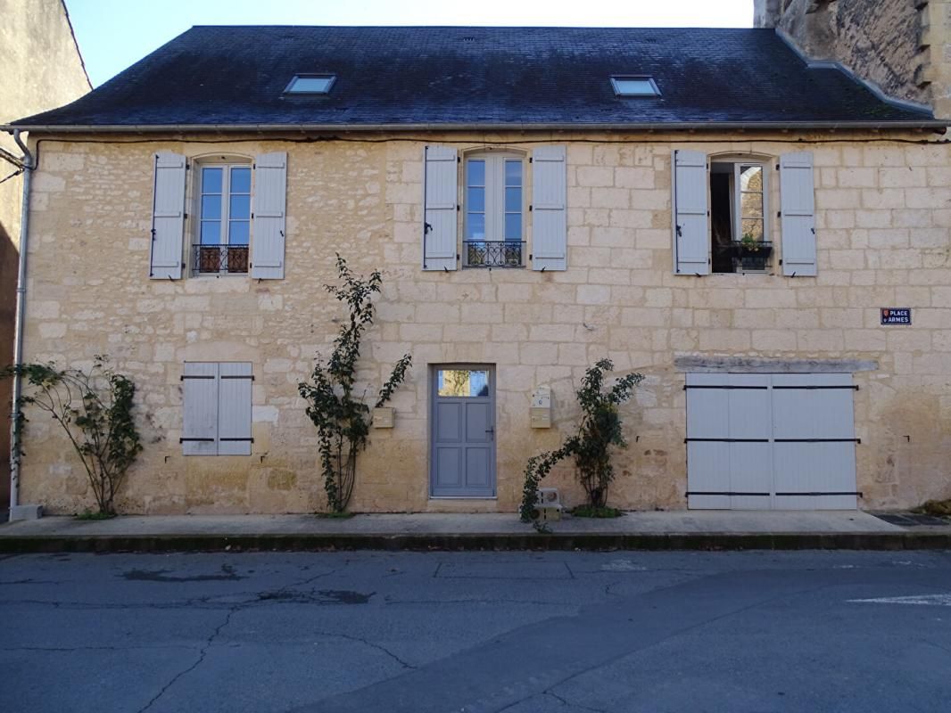 MONTIGNAC Immeuble Montignac Lascaux 9 pièce(s) 263.20 m2 2