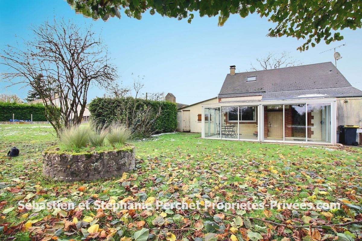 Maison  2 chambres avec garage sur un terrain de 1880 m2