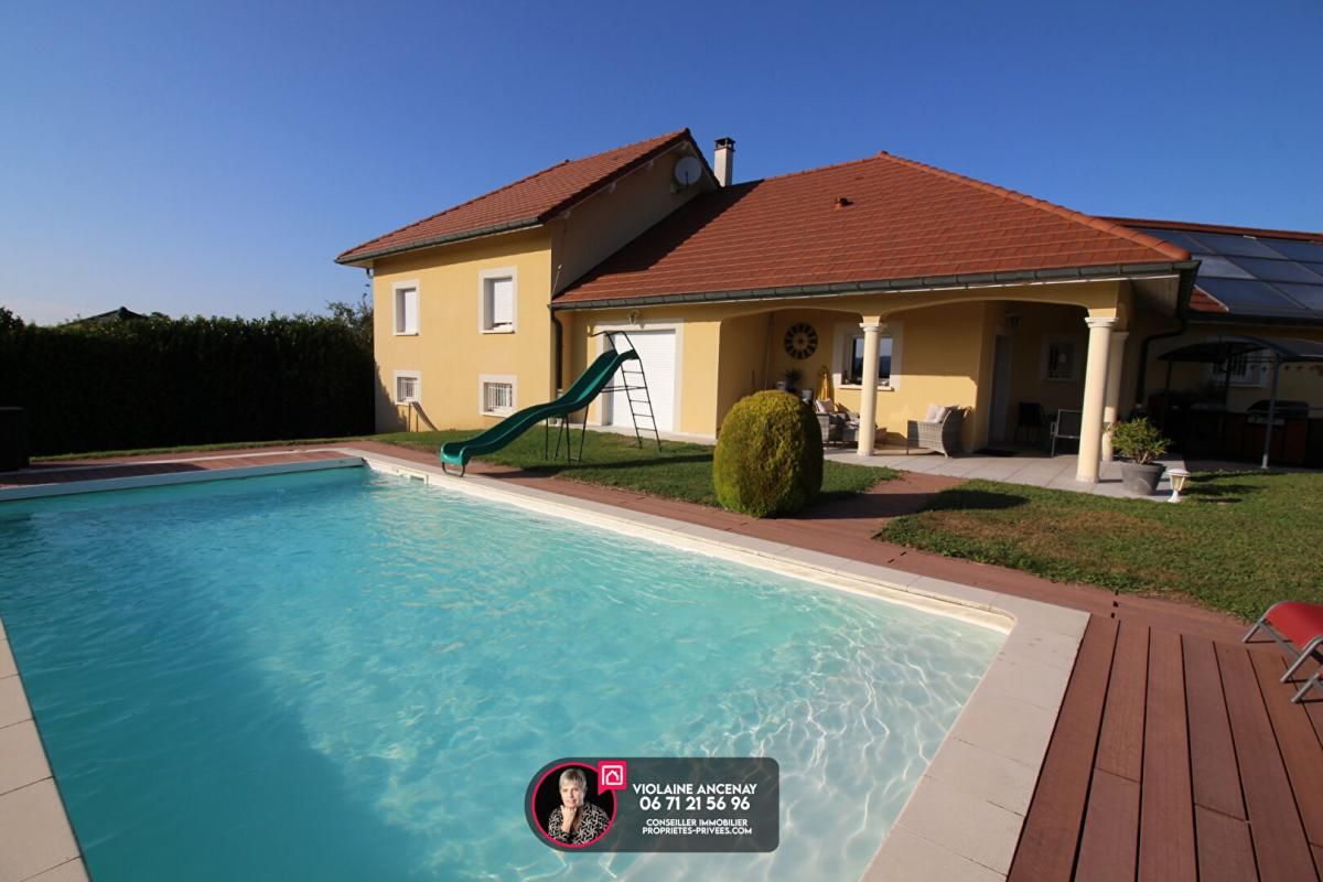 DOMESSIN Maison familale Domessin  avec piscine sur 4500m² de terrain 1