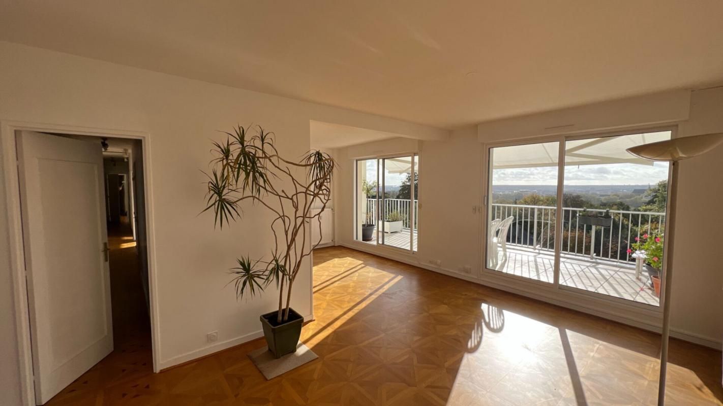 TOURS Bel appartement familial avec terrasse et vue exceptionnelle à 180° sur Tours 4