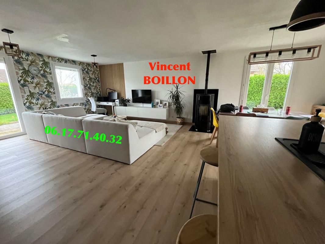 Maison T4 86 m2 sur terrain plat avec vue sur champs