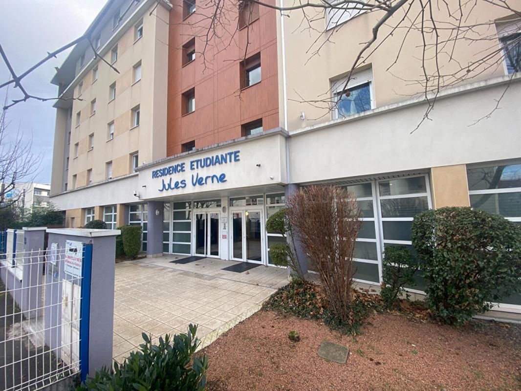 CLERMONT-FERRAND Studio 18m² 1