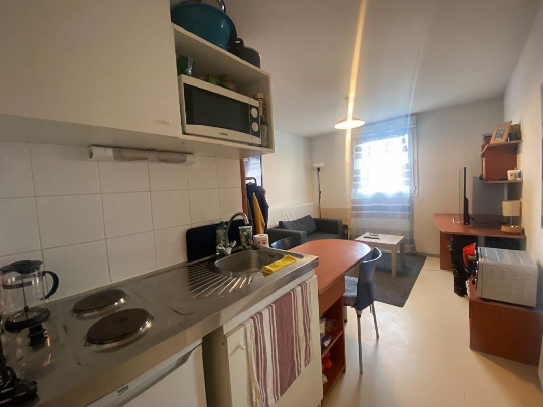 CLERMONT-FERRAND Studio 18m² 2