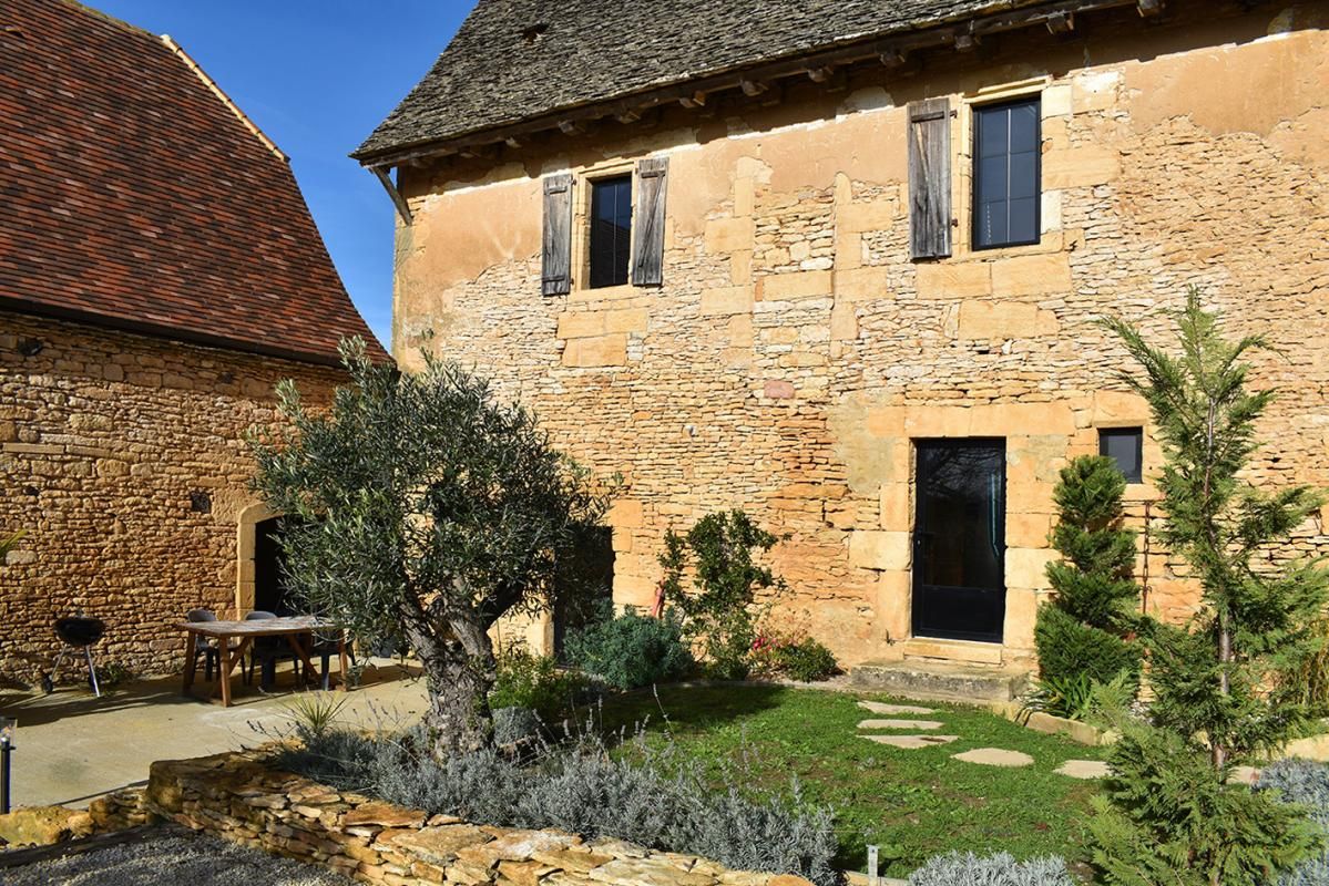 SAINT-GENIES Maison de caractère. Saint Genies 130 m2 4