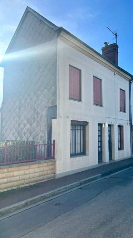 27210 Beuzeville Maison 3 pièces avec cour  101 000 Euros