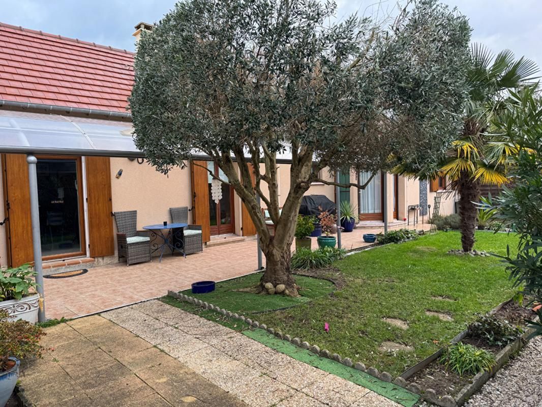 ABLON Charmante maison de plain-pied avec jardin, proche de la mer 2