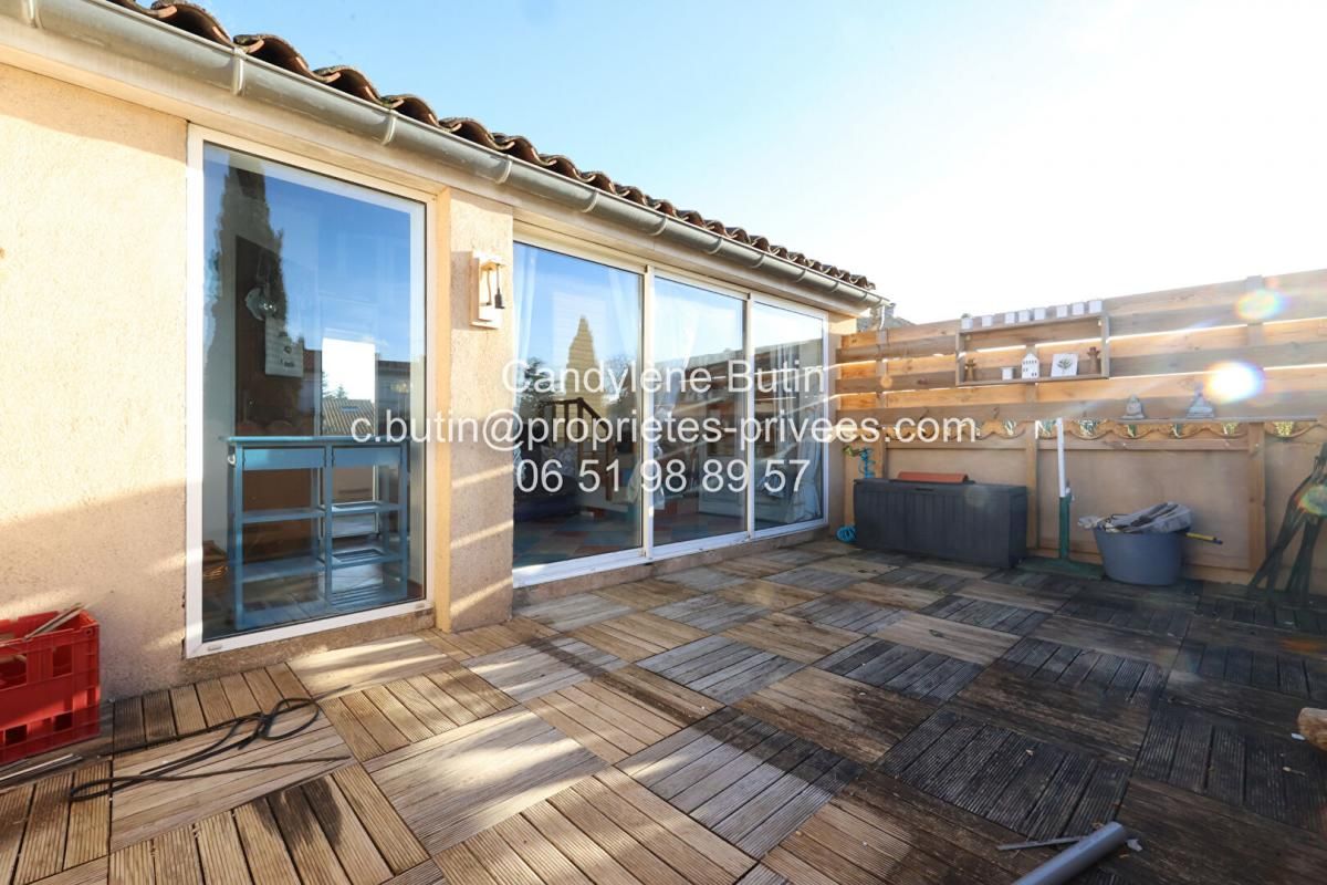 LA REDORTE STUDIO AVEC GRANDE TERRASSE :PARKING ET CELLIER 1