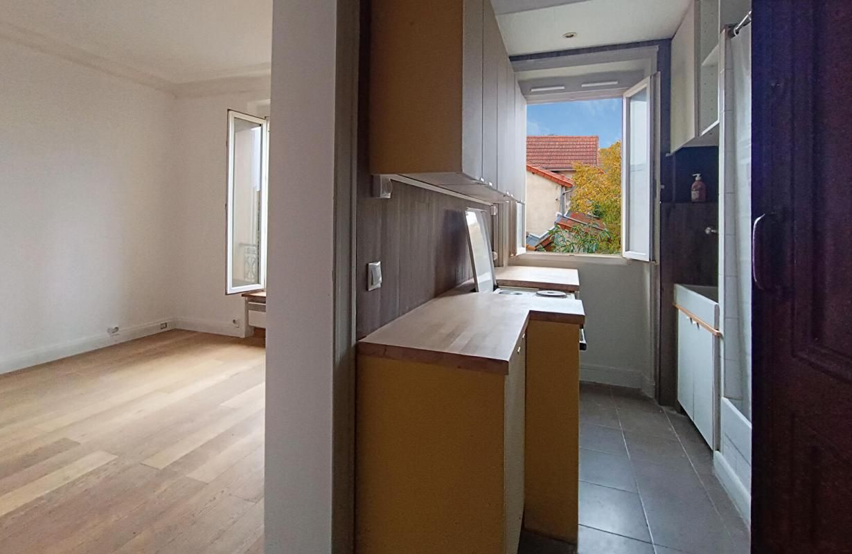 LE PERREUX-SUR-MARNE Studio 18m² Le Perreux Sur Marne (94170) 2