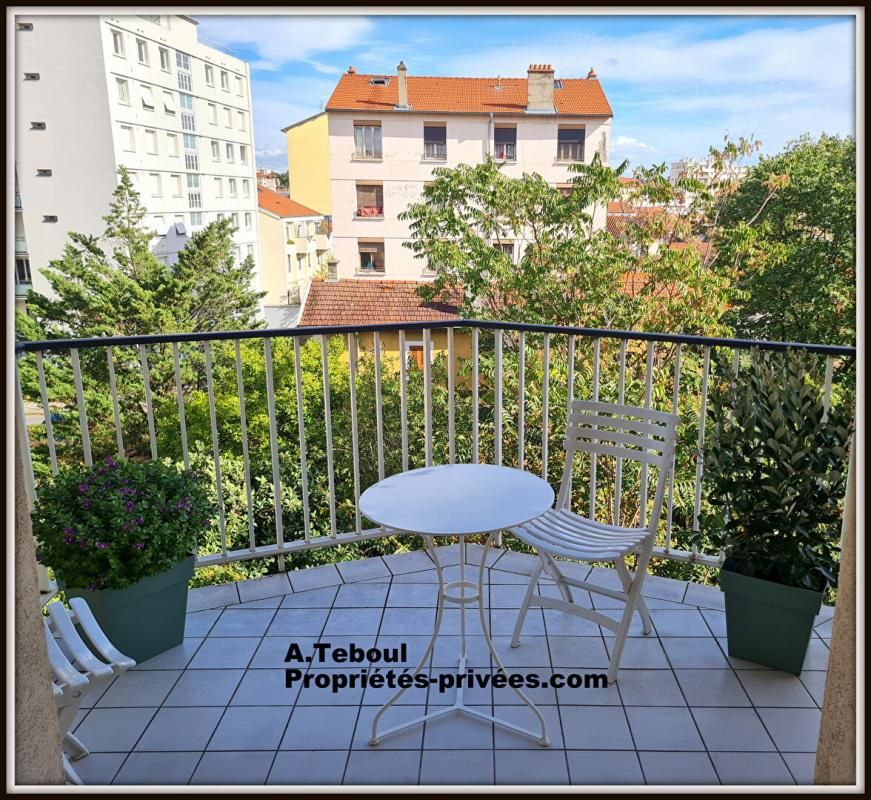 LYON-3E-ARRONDISSEMENT LYON 3EME COEUR MONTCHAT - APT T4 DE 94M² AVEC BALCON A VIVRE 2