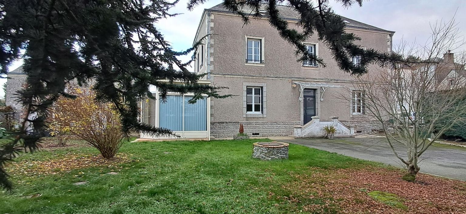 SOULGE-SUR-OUETTE (BIEN RARE: BON RAPPORT/QUALITE PRIX) - Maison de Maître à Soulge Sur Ouette 7 pièce(s) 160 m2 - potentiel énorme 2