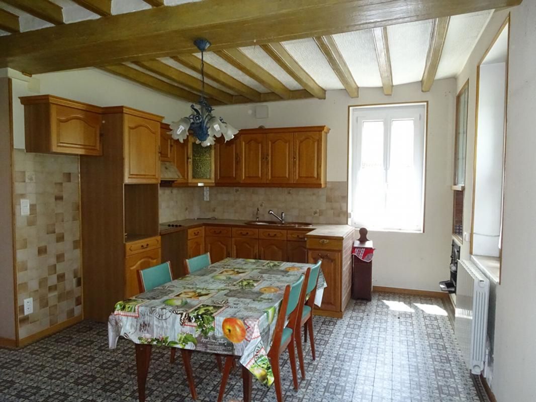 CHATILLON-SUR-LOIRE Appartement et jardin, Chatillon Sur Loire 3 pièces, 83 m2 3