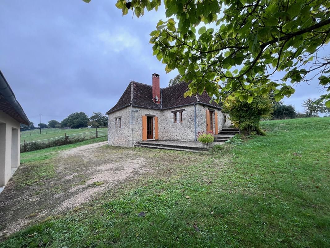 Maison Milhac D Auberoche 4 pièces 105 m2 - Terrain 2276 m2