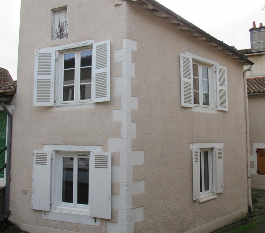 Maison de 106m² à vendre à Montmorillon