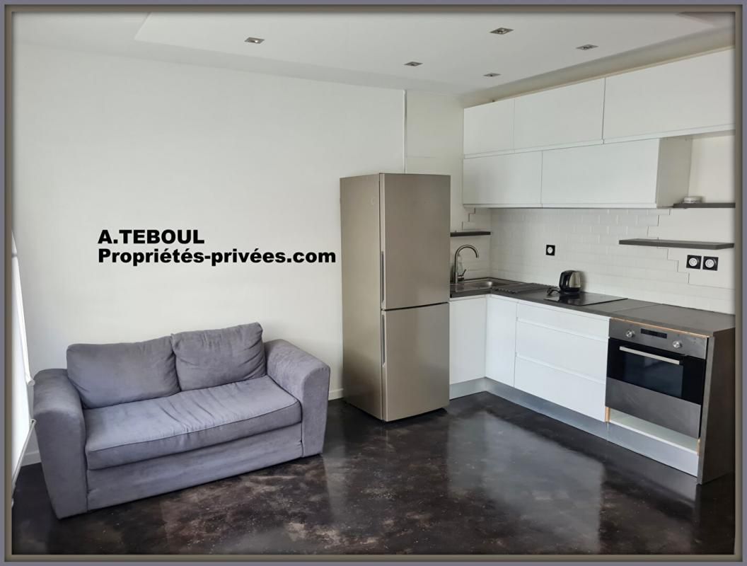 APPARTEMENT T2 DE 30M² DANS UNE COPROPRIETE RECENTE DE 2007 A VILLEURBANNE : GRATTE CIEL