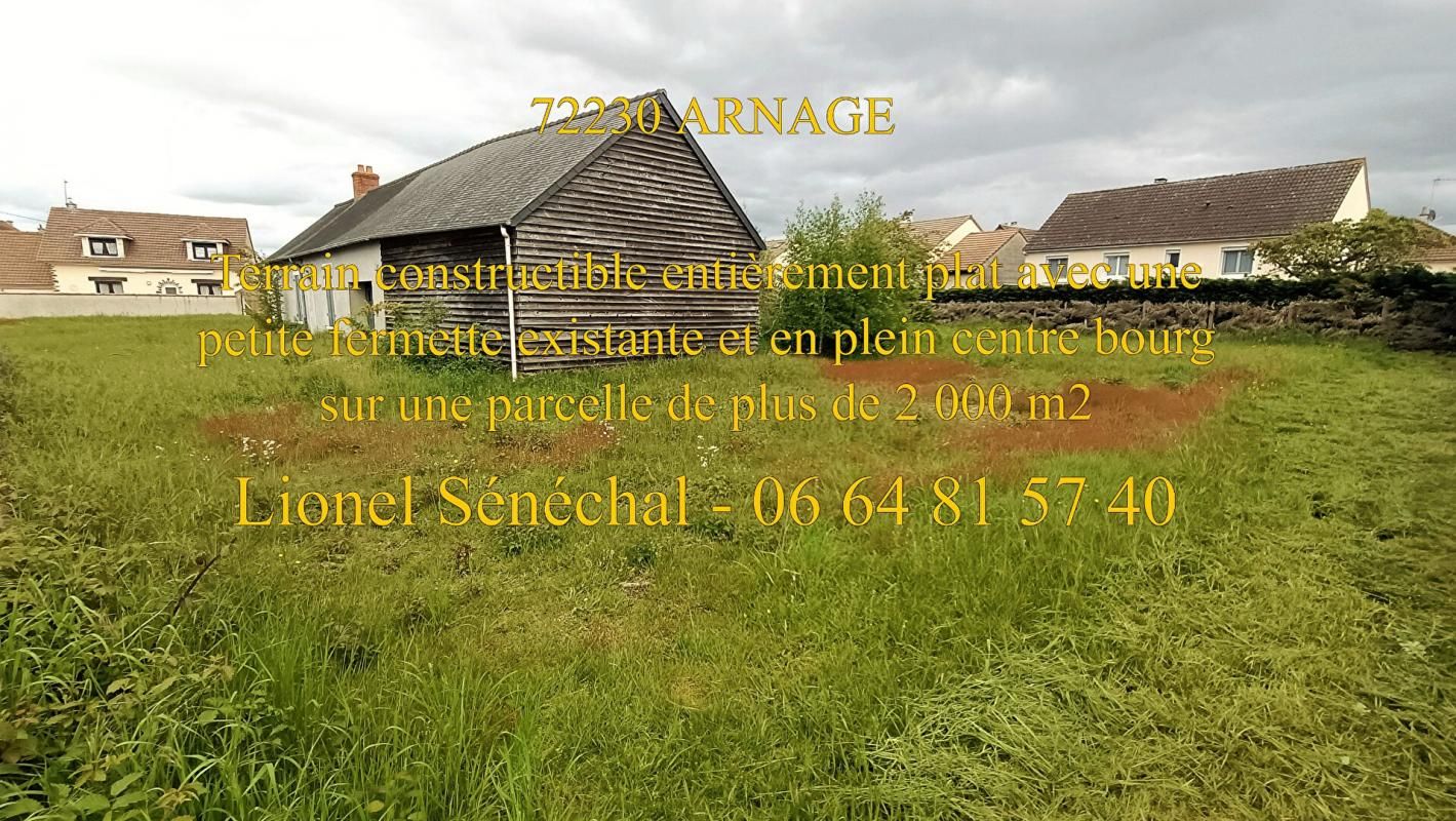 ARNAGE Terrain constructible entièrement plat et en plein centre bourg de plus de 2 000 m2 sur la commune d' ARNAGE 2