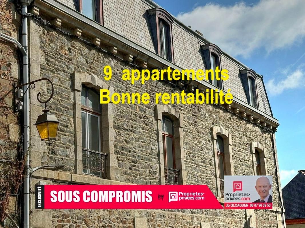 A Tréguier: Immeuble de rapport : 9 appartements. 210 m2 habitables