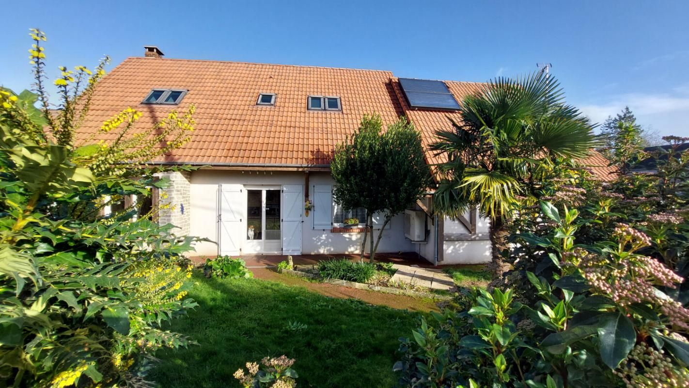 Maison individuelle de 228 m2 à 10 Km de BEAUGENCY