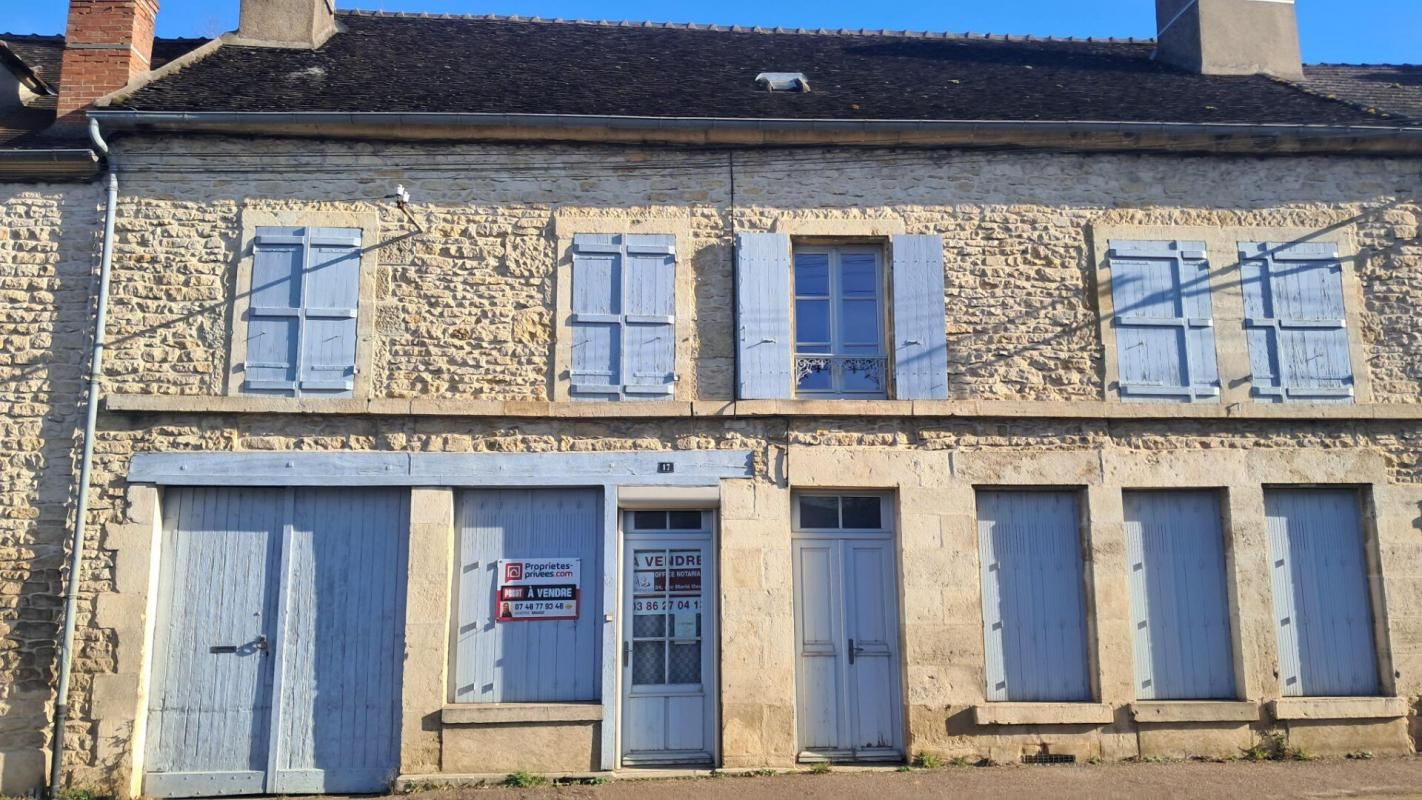 Maison Clamecy 4 pièce(s) 128 m2 85590