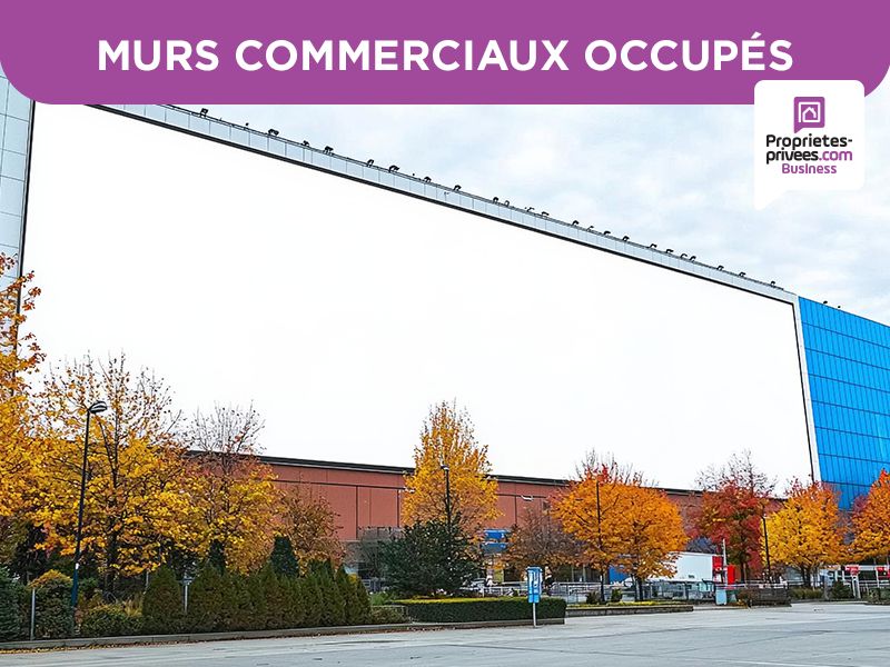 IVRY SUR SEINE -  MURS COMMERCIAUX LOUES de 613 m²