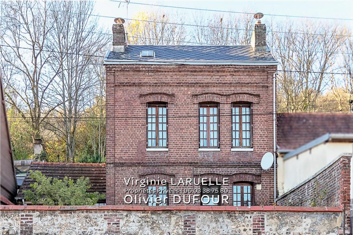 DARNETAL maison 2 / 3 chambres avec grenier aménageable, atelier et garage