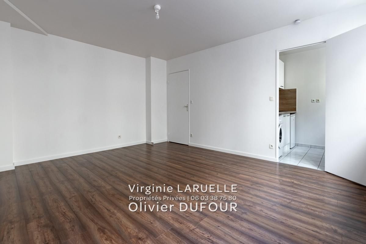 Rouen Centre rive gauche appartement T1 rénové avec cuisine équipée séparée