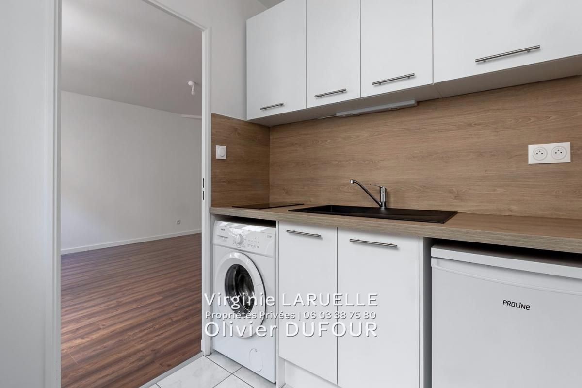 ROUEN Rouen Centre rive gauche appartement T1 rénové avec cuisine équipée séparée 3