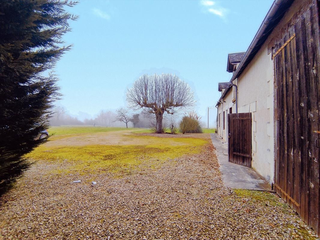 YZEURES-SUR-CREUSE Fermette  3 pièce(s) 62 m2 2